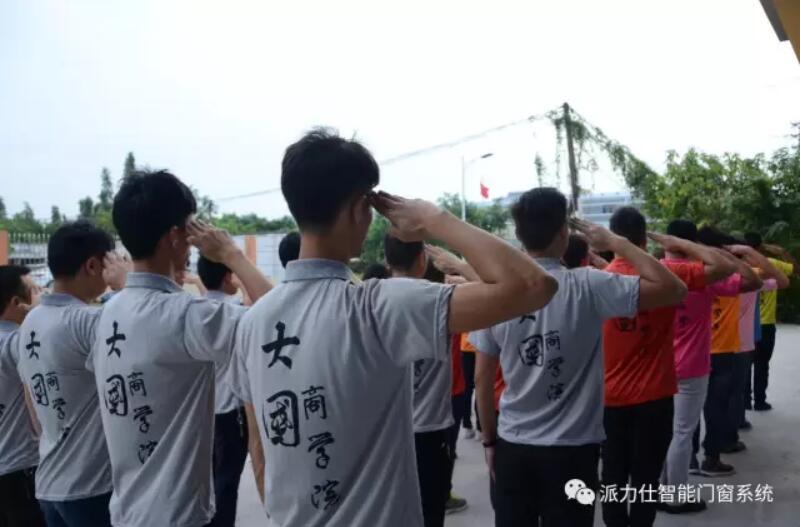 1505698868817167.jpg QQ截圖20170918093059.jpg